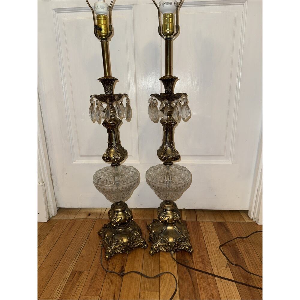 Vintage Hollywood Regency table lamps. Ornate Brass And Cut Glass. Crystal Prism